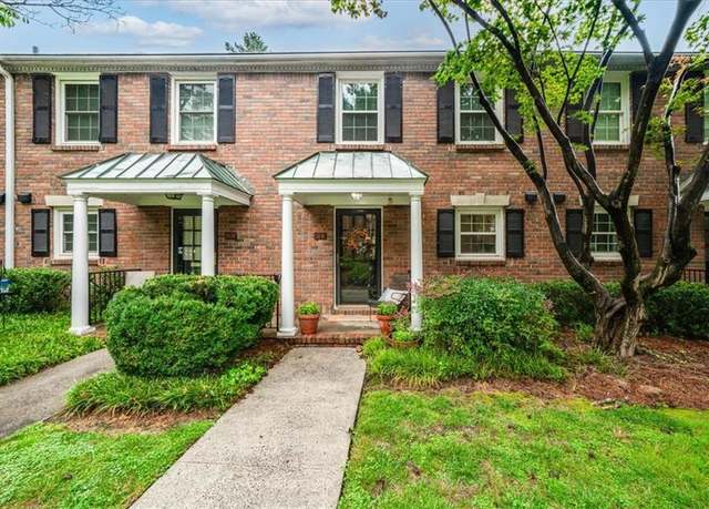Property at 6700 Roswell Rd Unit 33E, Sandy Springs, GA 30328, 2 beds, 1.5 baths
