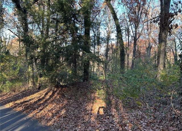 Property at 110 Cherry St, Roswell, GA 30075