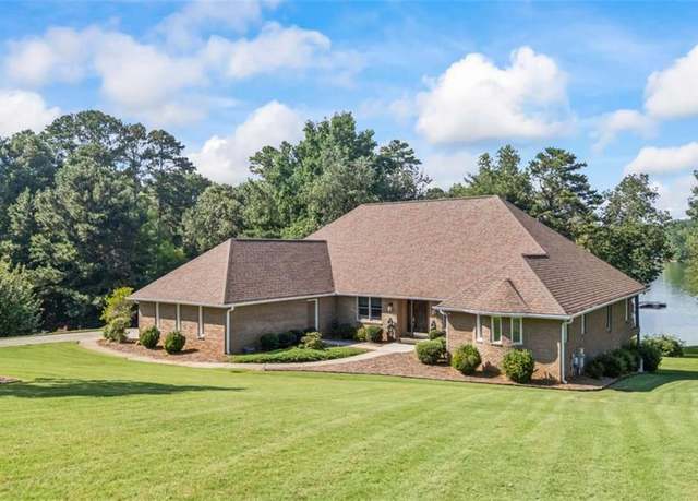 Property at 4315 Post Oak Pt, Gainesville, GA 30506, 5 beds, 4 baths