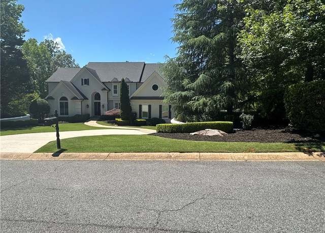 Property at 965 Tiverton Ln, Alpharetta, GA 30022, 6 beds, 5.5 baths