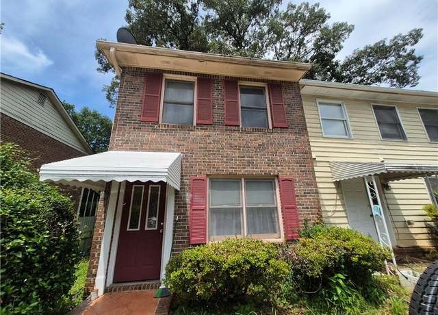 Property at 964 Glynn Oaks Dr, Clarkston, GA 30021, 2 beds, 1.5 baths