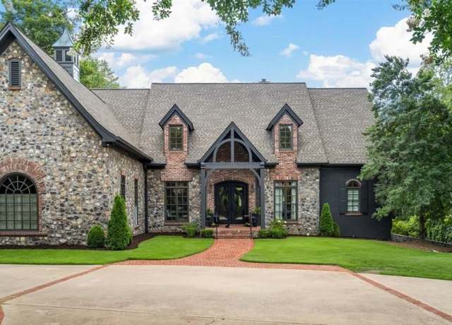 Property at 1104 Hazeltine Ln NW, Kennesaw, GA 30152, 5 beds, 4.5 baths