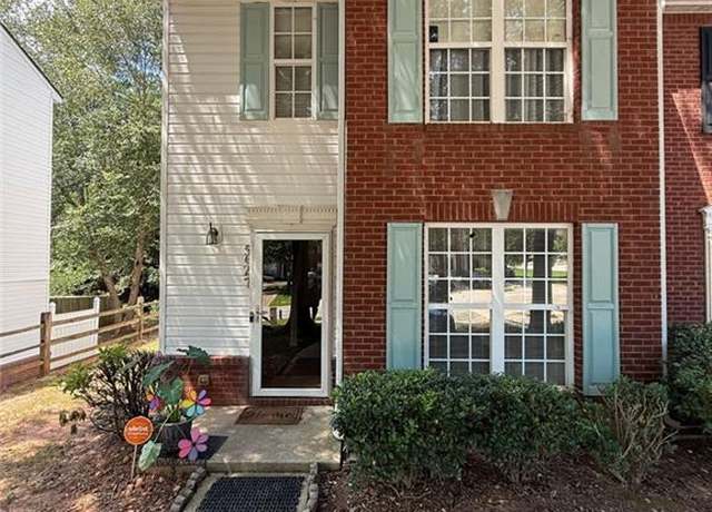 Property at 5627 Strathmoor Manor Cir, Lithonia, GA 30058, 3 beds, 2.5 baths
