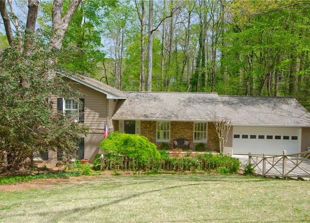 Property at 4495 Glengary Dr NE, Atlanta, GA 30342, 4 beds, 3 baths