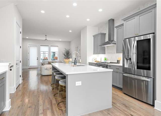 Property at 332 Gibson St SE, Atlanta, GA 30316, 3 beds, 3.5 baths