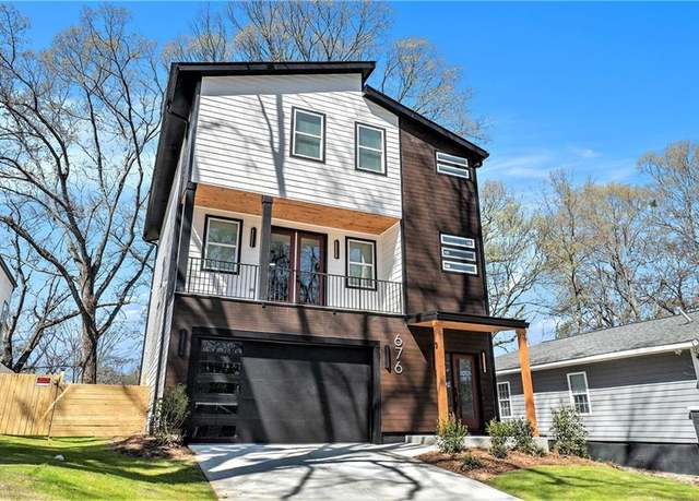 Property at 676 S Grand Ave NW, Atlanta, GA 30318, 3 beds, 3.5 baths