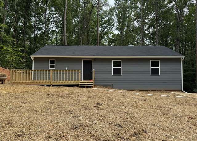 Property at 137 Cheyenne Trl, Martin, GA 30557, 3 beds, 2 baths