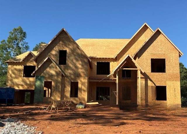 Property at 409 Thunder Rd, Buford, GA 30518, 5 beds, 5.5 baths