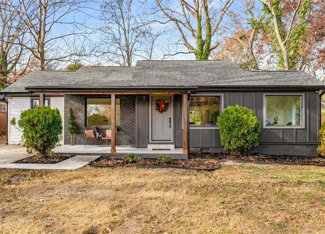 Property at 1377 Dorothy Dr, Decatur, GA 30030, 4 beds, 2 baths