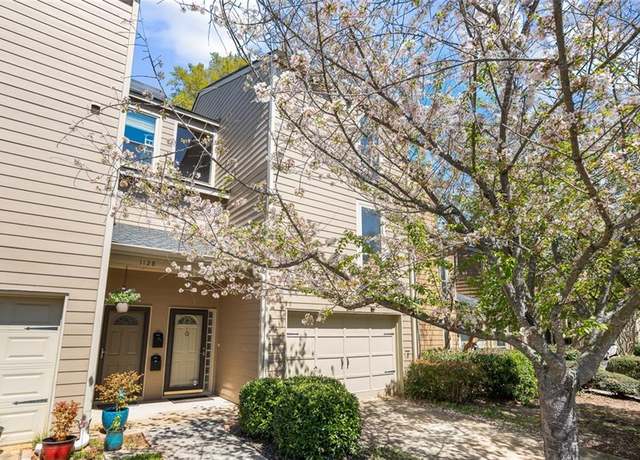 Property at 1127 Riverbend Club Dr SE, Atlanta, GA 30339, 3 beds, 2.5 baths