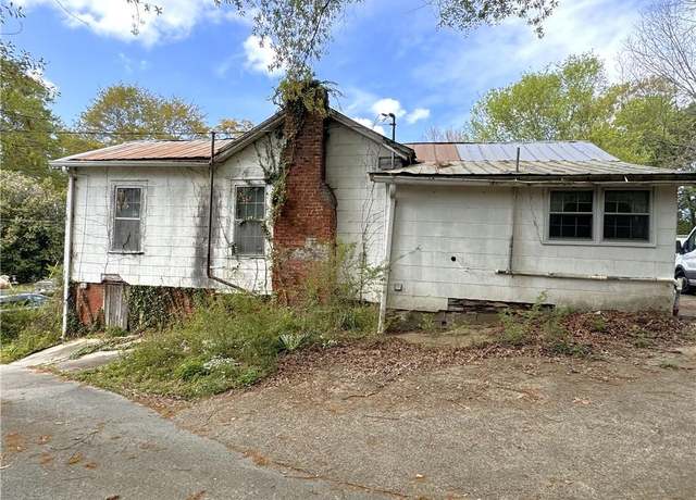 Property at 304 Perkins St NE, Rome, GA 30161, 2 beds, 1 bath