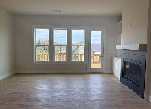 Property at 2445 Red Maple Xing SE, Smyrna, GA 30080, 3 beds, 3.5 baths