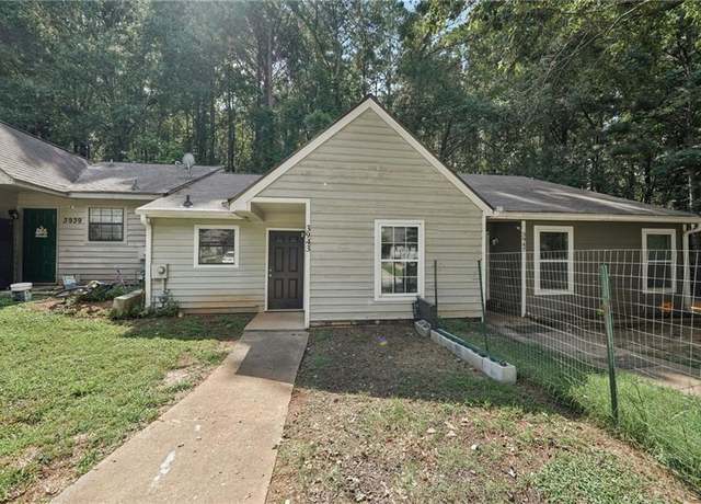 Property at 3943 Henry Ct, Acworth, GA 30101, 2 beds, 1.5 baths