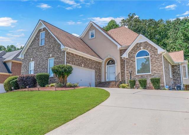 Property at 3327 Surveyor Ct, Douglasville, GA 30135, 4 beds, 2.5 baths