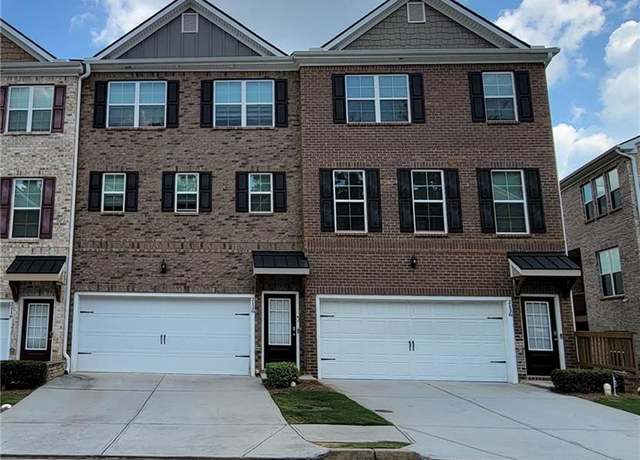 Property at 2136 Post Glove Rd, Snellville, GA 30078, 4 beds, 3.5 baths