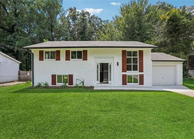 Property at 1349 Heather Cir, Riverdale, GA 30296, 4 beds, 2 baths