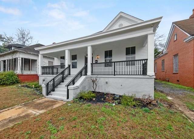 Property at 1355 Blackmon Ave, Macon, GA 31204, 3 beds, 3.5 baths