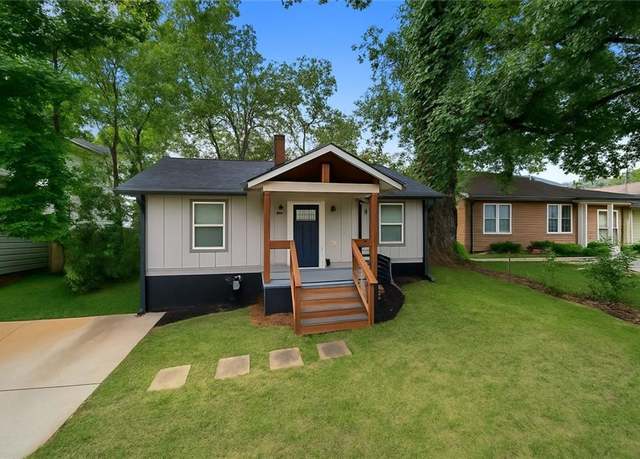 Property at 883 Gaston St SW, Atlanta, GA 30310, 5 beds, 4 baths