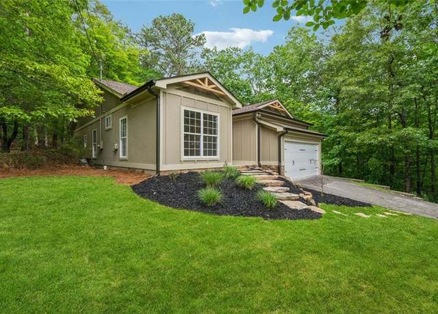 Property at 114 Mink Ct, Waleska, GA 30183, 3 beds, 2 baths