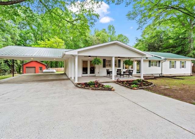 Property at 5766 Macland Rd, Powder Springs, GA 30127, 3 beds, 2.5 baths