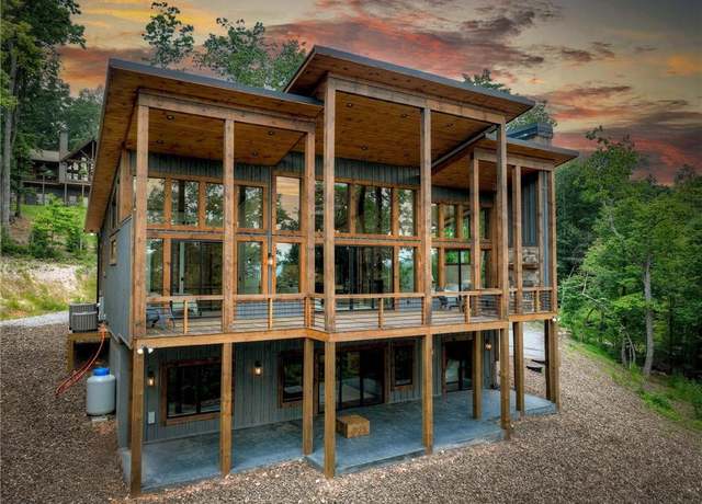 Property at 768 Cherokee Cir, Ellijay, GA 30540, 4 beds, 4 baths