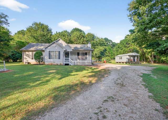 Property at 235 Hogans Mill Rd, Jefferson, GA 30549, 3 beds, 2 baths
