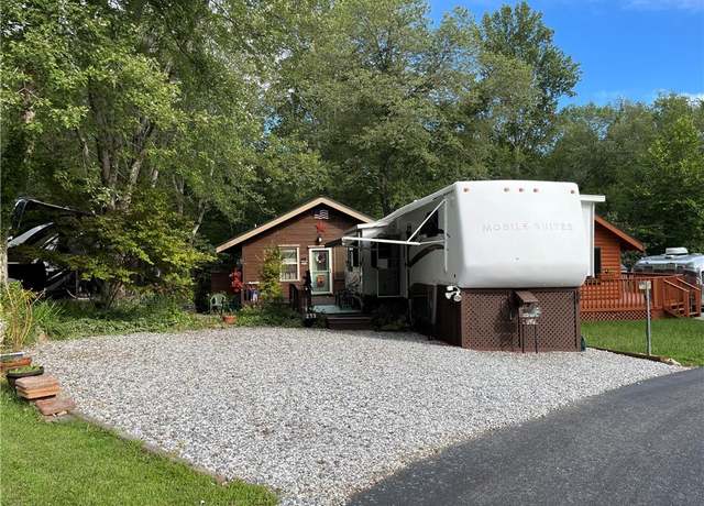Property at 232 Big Rock Rd, Cleveland, GA 30528, 1 bed, 2 baths
