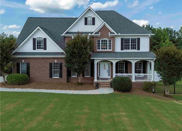 Property at 481 Fields Ferry Dr NE, Calhoun, GA 30701, 5 beds, 2.5 baths