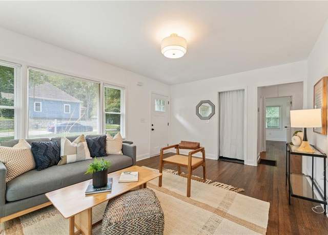 Property at 1215 Richland Rd SW, Atlanta, GA 30310, 3 beds, 1 bath