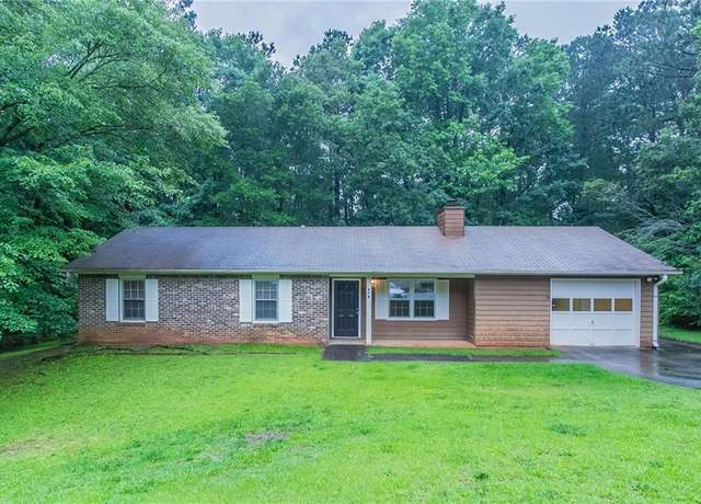 Property at 604 Hamlet Ct SE, Conyers, GA 30094, 3 beds, 2 baths