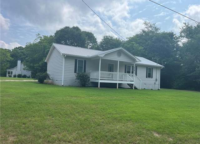 Property at 1429 Thyatira Brockton Rd, Jefferson, GA 30549, 3 beds, 2 baths