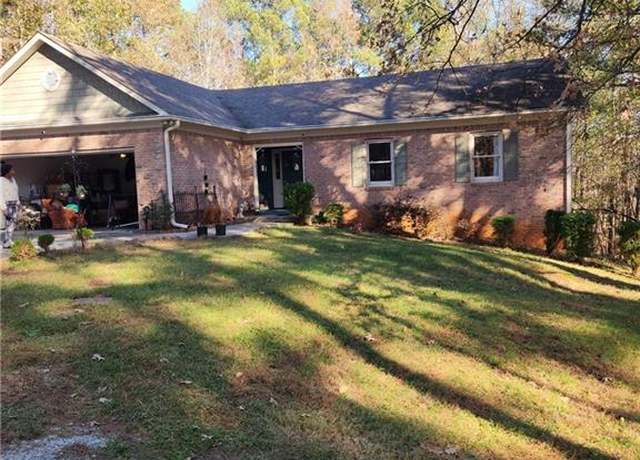 Property at 6340 Koweta Rd, Fairburn, GA 30213, 6 beds, 4 baths