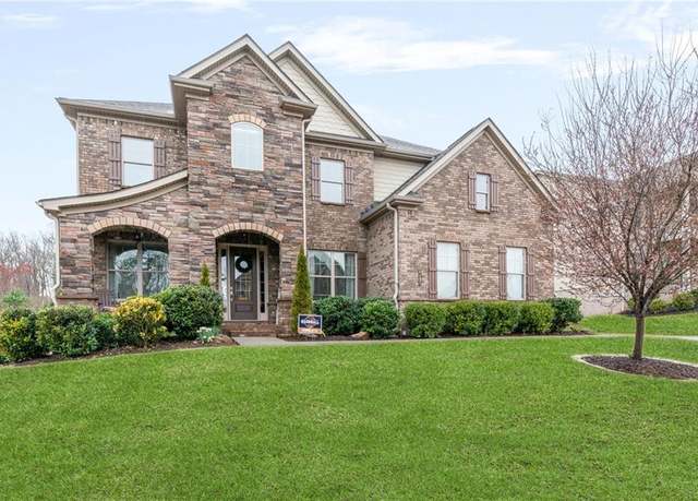 Property at 6425 Yellow Birch St, Cumming, GA 30040, 6 beds, 5 baths