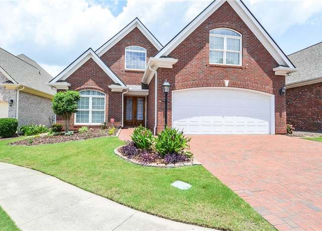 Property at 1570 Woodberry Run Dr, Snellville, GA 30078, 3 beds, 3 baths