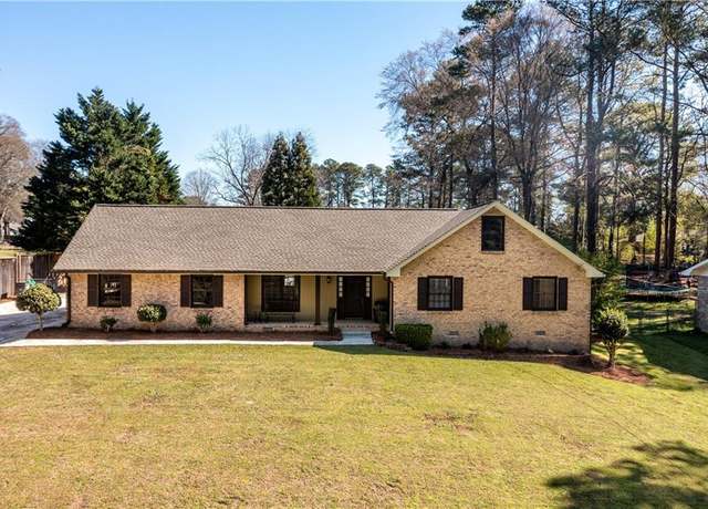 Property at 2272 Kimberley Way, Snellville, GA 30078, 3 beds, 2 baths