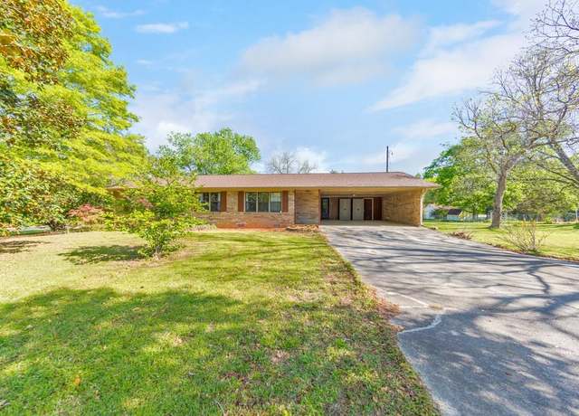 Property at 1955 Starr Rd SW, Conyers, GA 30094, 3 beds, 2 baths