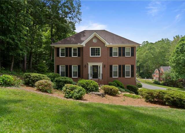 Property at 4423 Windsor Oaks Cir, Marietta, GA 30066, 5 beds, 2.5 baths