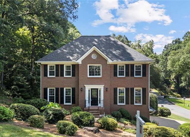 Property at 4423 Windsor Oaks Cir, Marietta, GA 30066, 5 beds, 2.5 baths