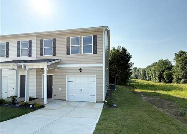 Property at 140 Pin Oak Trl NW #93, Milledgeville, GA 31061, 3 beds, 2.5 baths