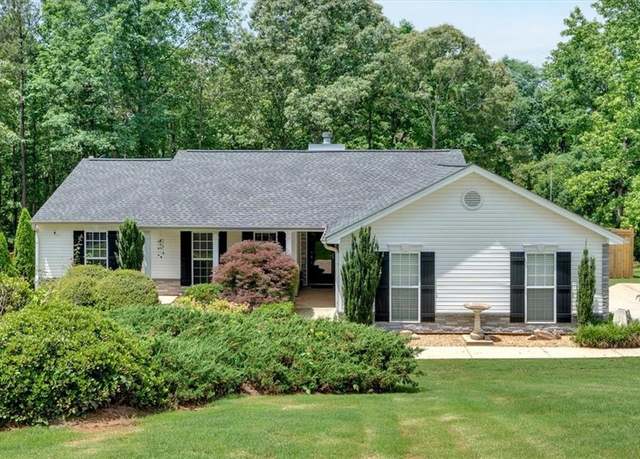 Property at 1385 Morrow Dr, Bethlehem, GA 30620, 3 beds, 2 baths