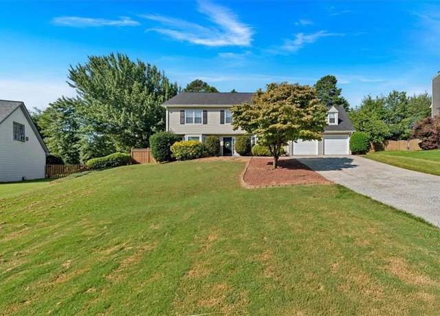Property at 3262 Winterberry Cir, Marietta, GA 30062, 4 beds, 2.5 baths