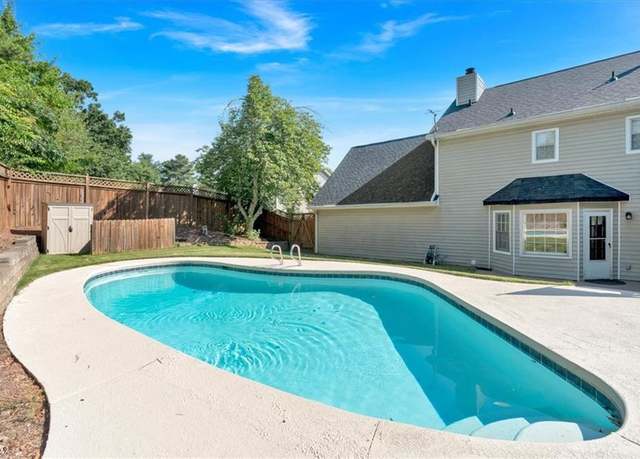 Property at 3262 Winterberry Cir, Marietta, GA 30062, 4 beds, 2.5 baths