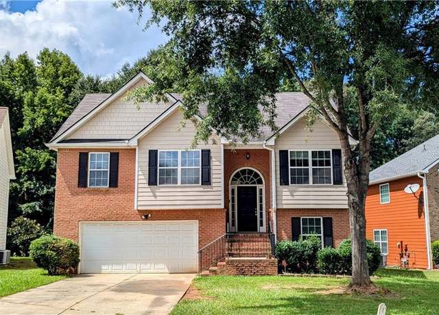 Property at 2309 Pine View Trl, Ellenwood, GA 30294, 5 beds, 3 baths