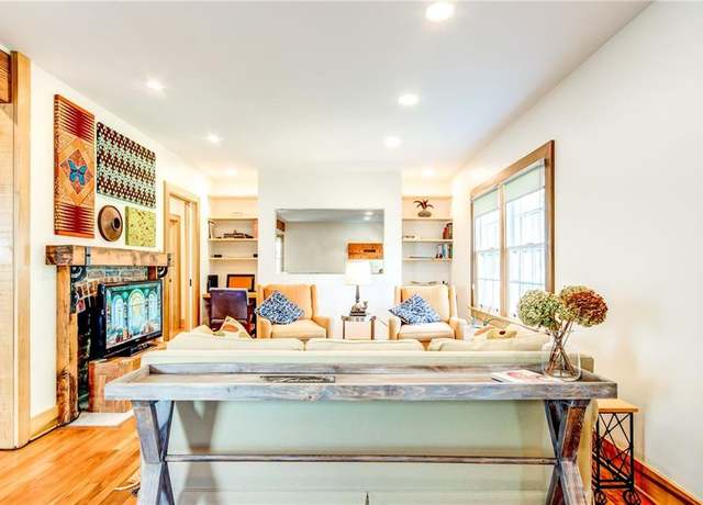 Property at 1576 Temple Ave, Atlanta, GA 30337, 2 beds, 1 bath