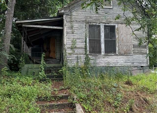 Property at 1523 13th St N, Birmingham, AL 35204, 3 beds, 1 bath