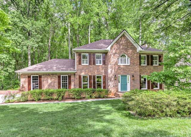 Property at 4259 Arbor Club Dr, Marietta, GA 30066, 4 beds, 2.5 baths