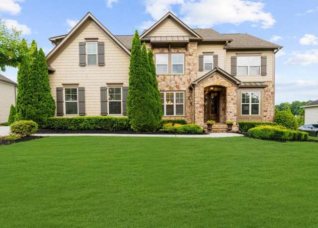 Property at 4425 Martel Dr, Cumming, GA 30040, 6 beds, 5 baths