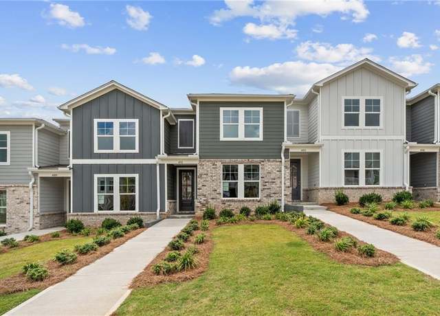Property at 495 Crown Dr, Cartersville, GA 30120, 3 beds, 2.5 baths