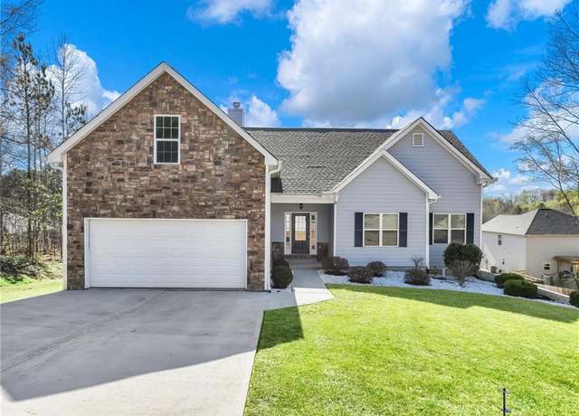 Property at 211 Northwood Dr, Commerce, GA 30529, 4 beds, 2 baths