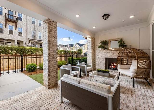Property at 520 Clover Ln, Alpharetta, GA 30009, 3 beds, 2.5 baths